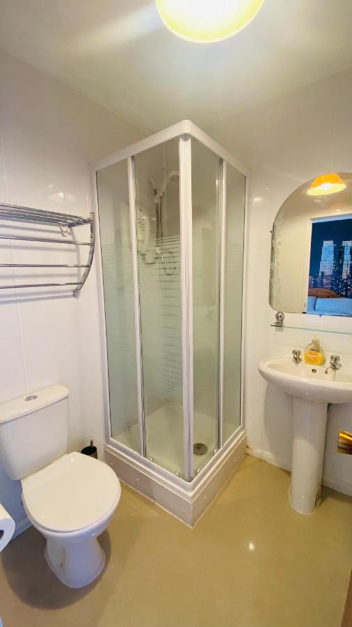 Rod'S Room - Private Parking Aberdeen Exterior foto